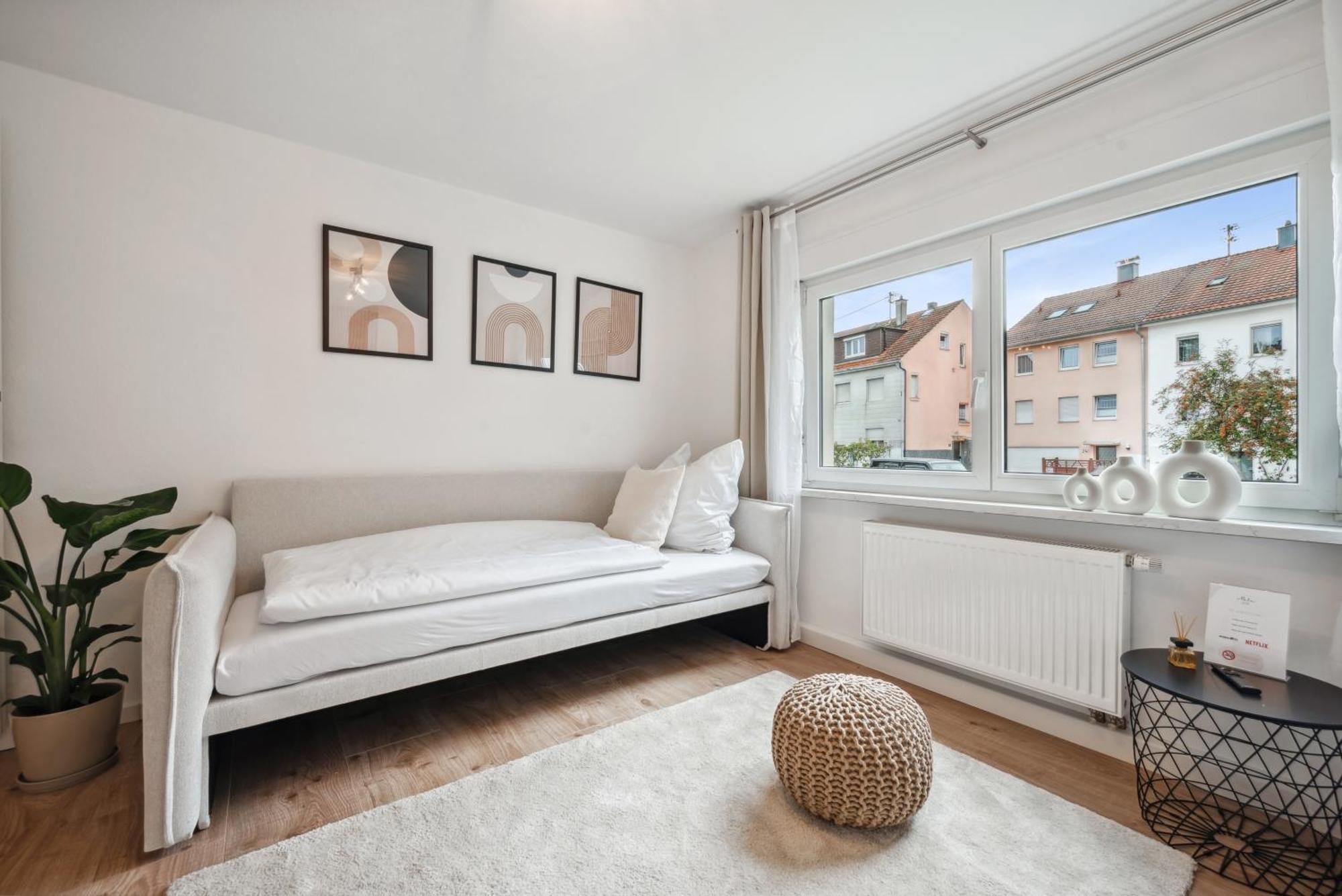 Malu Rooms - Ruhige Lage, Erdgeschoss, Smarttv, Netflix, 24H Checkin, Людвигсбург Экстерьер фото