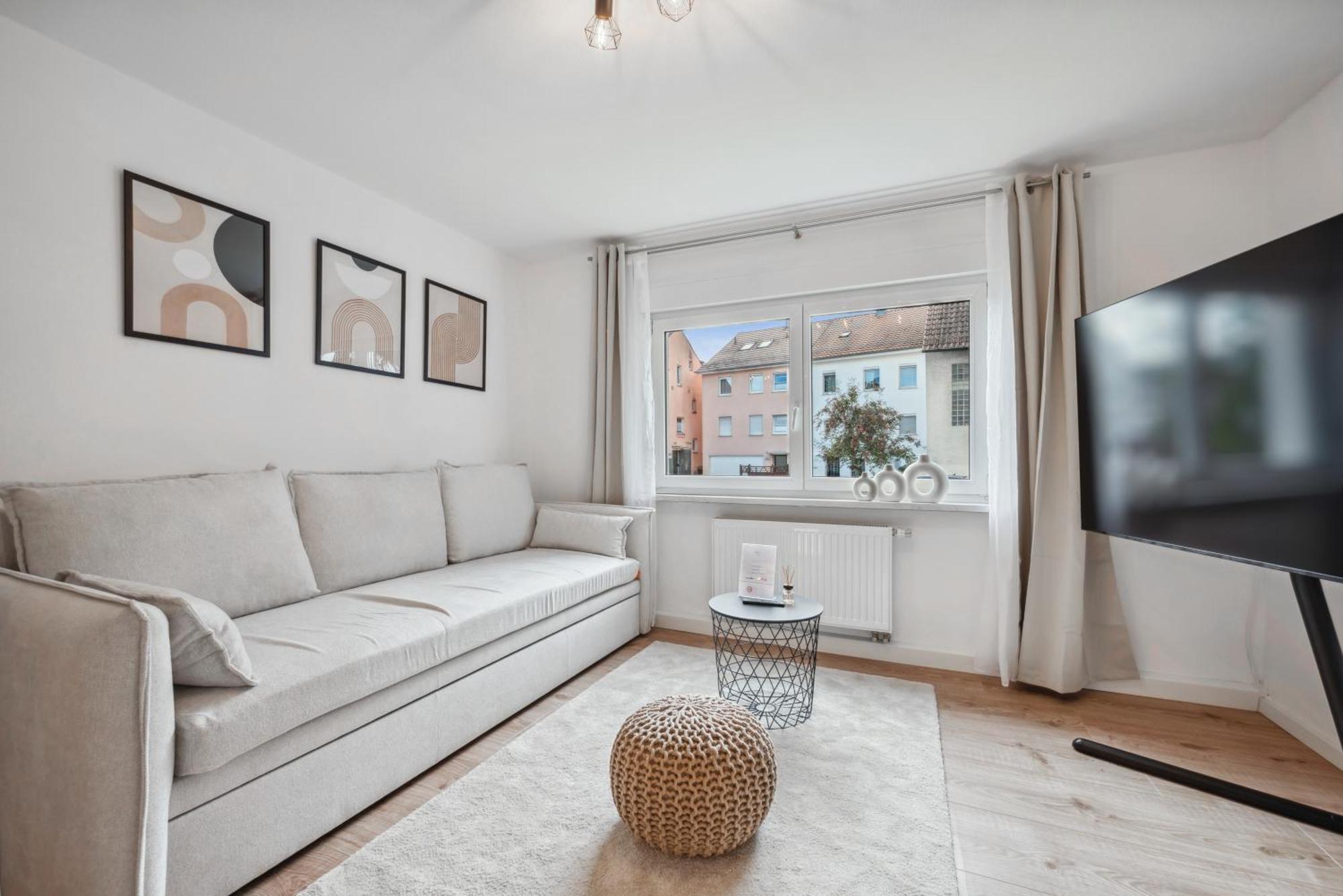 Malu Rooms - Ruhige Lage, Erdgeschoss, Smarttv, Netflix, 24H Checkin, Людвигсбург Экстерьер фото