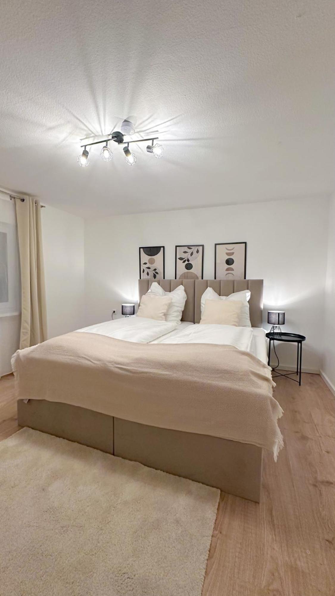 Malu Rooms - Ruhige Lage, Erdgeschoss, Smarttv, Netflix, 24H Checkin, Людвигсбург Экстерьер фото